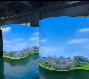 PANTALLAS LED DE MODULO - PANTALLAS CURVAS Y PARA EXTERIORES