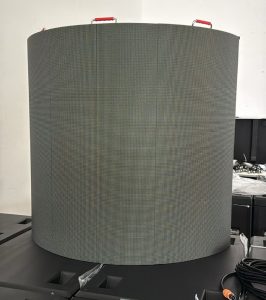 Pantalla_módulos_curvos_exterior_Led_